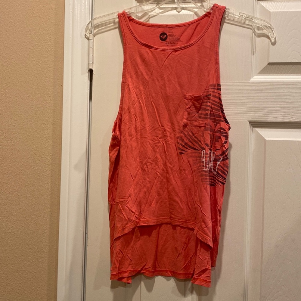Roxy graphic tank with high-low hem and pocket